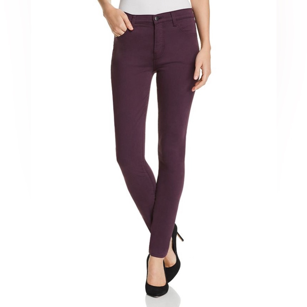 J Brand • Skinny Leg Aubergine Jeans